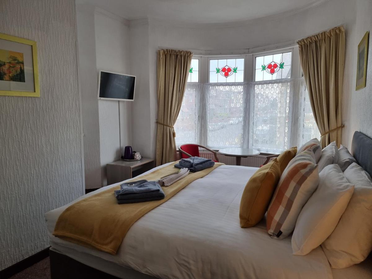Collingwood Hotel Μπλάκπουλ Εξωτερικό φωτογραφία